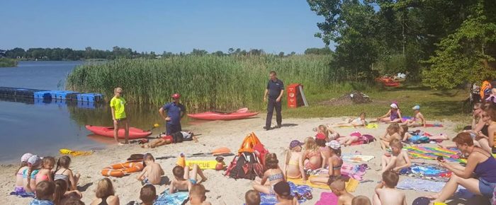 Bezpieczny wypoczynek nad wodą Leśnica